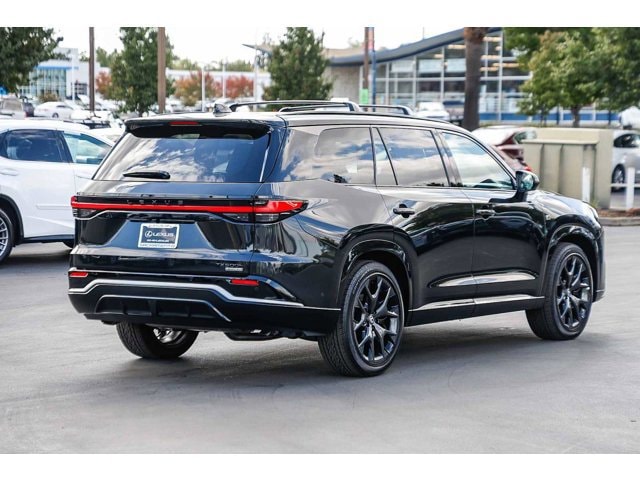 Thumbnail: 2026 Lexus TX - 4