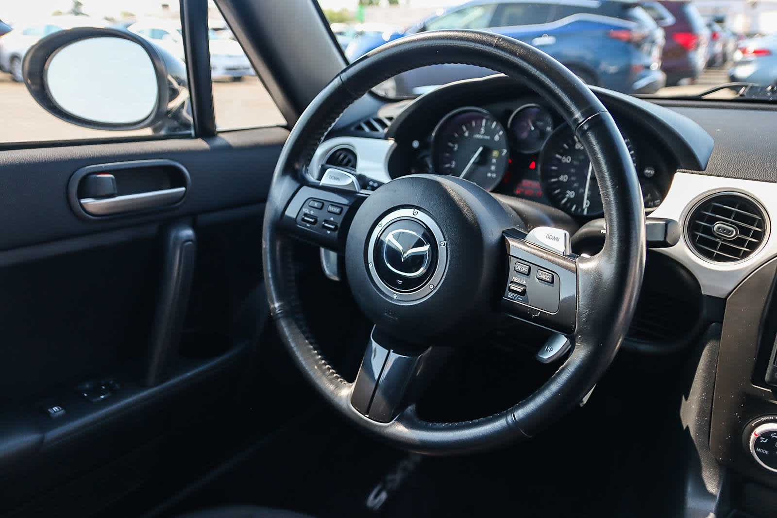 Thumbnail: 2015 Mazda MX-5 Miata - 21