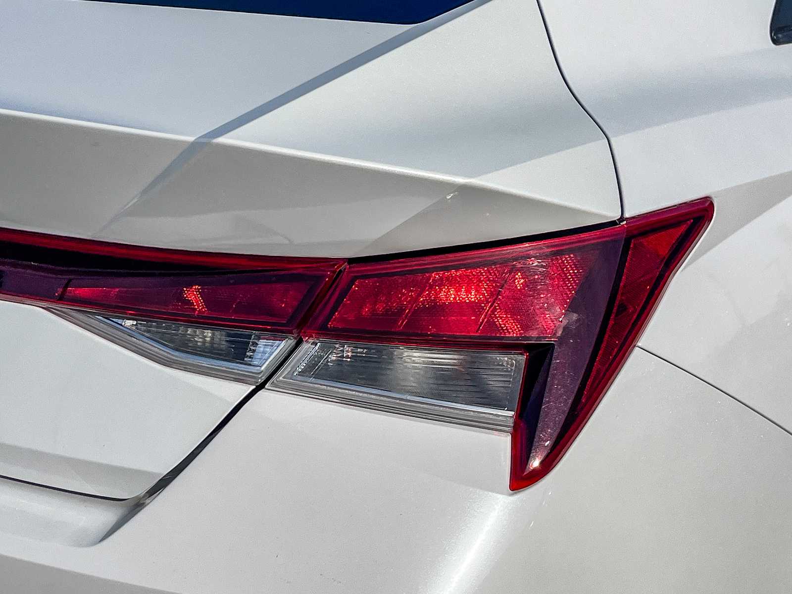 Thumbnail: 2023 Hyundai Elantra - 8