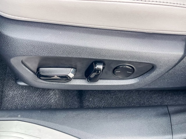 Thumbnail: 2026 Lexus RX - 23