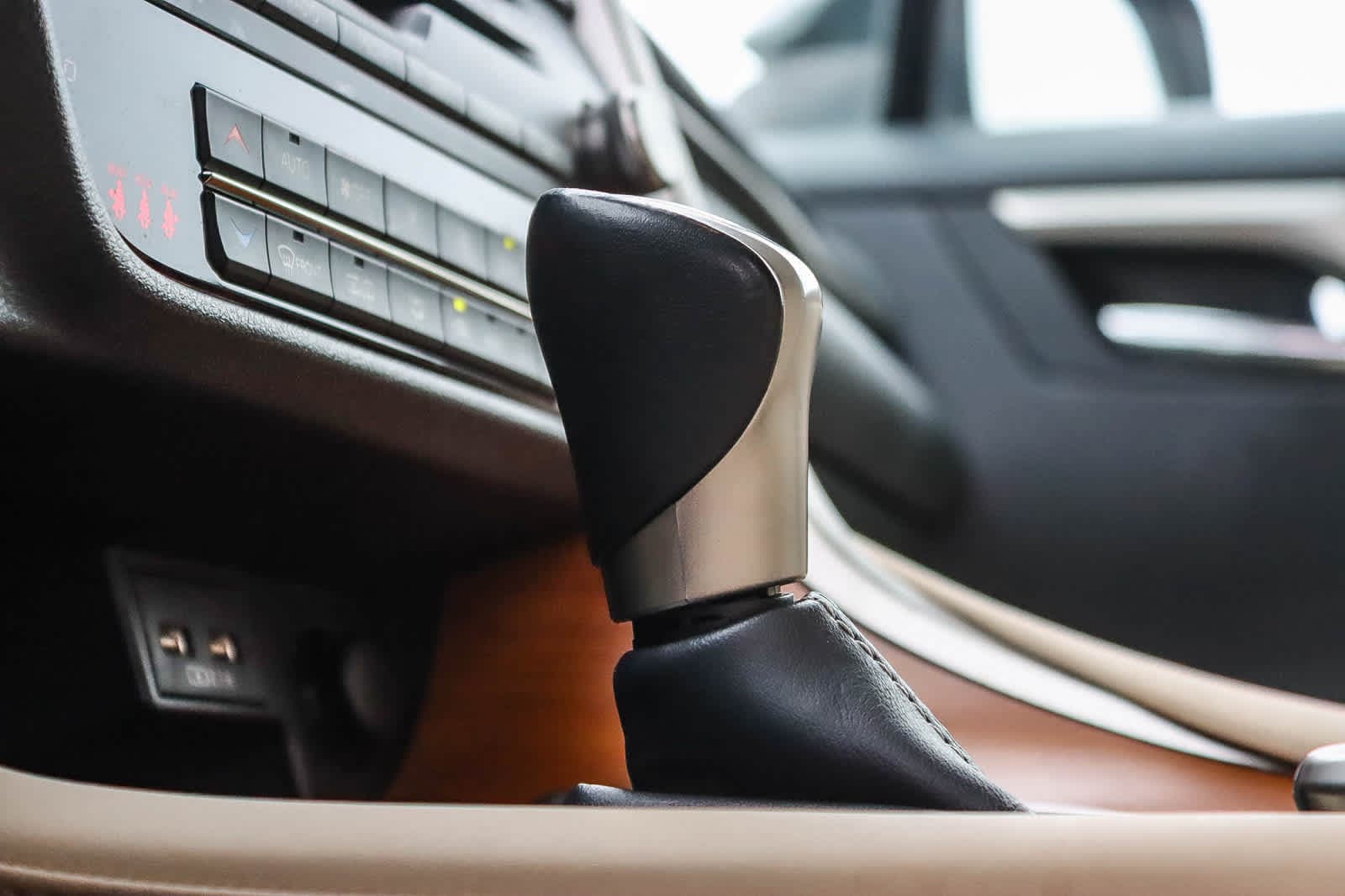 Thumbnail: 2021 Lexus RX - 22