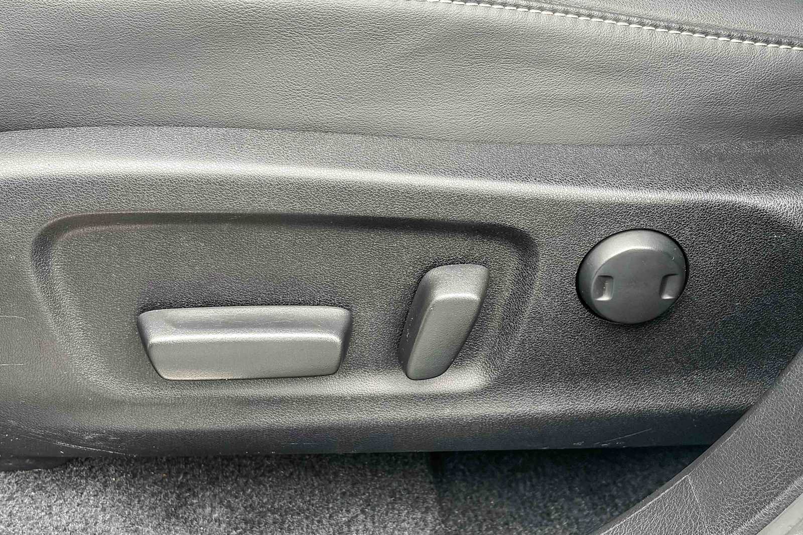 Thumbnail: 2022 Lexus RX - 21