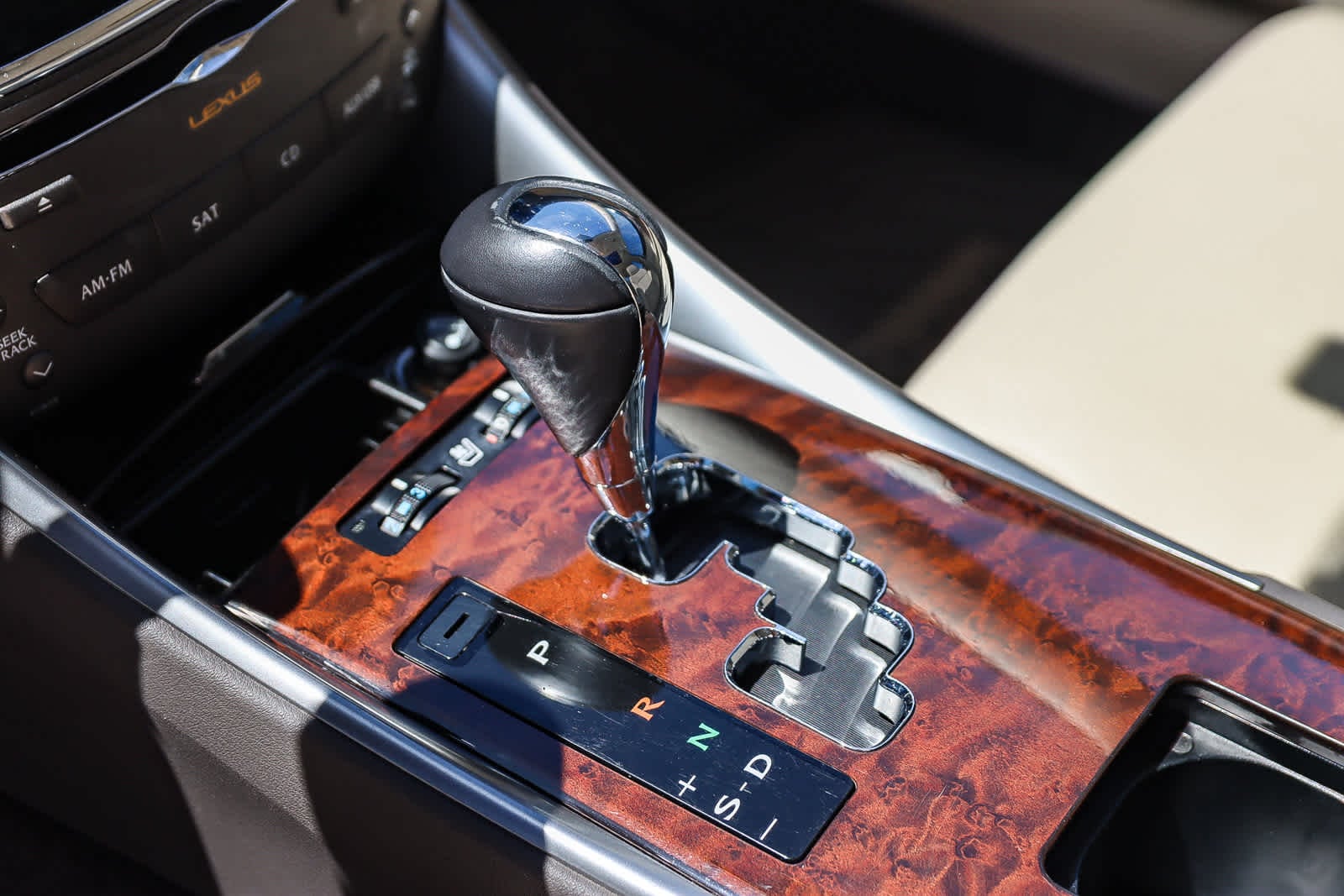Thumbnail: 2012 Lexus IS - 20