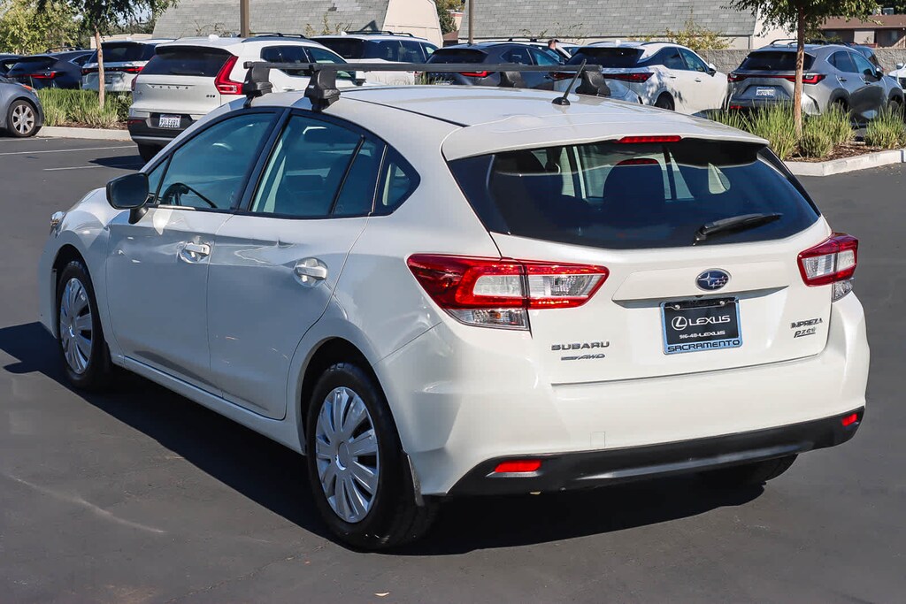 Used 2017 Subaru Impreza 2.0i 5-door