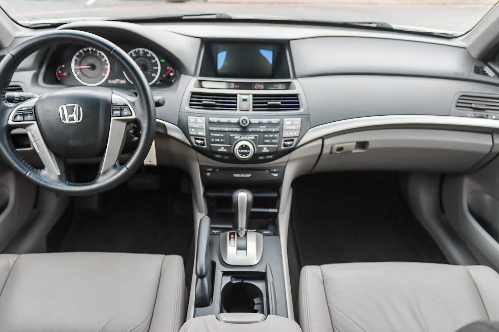 Thumbnail: 2010 Honda Accord - 11