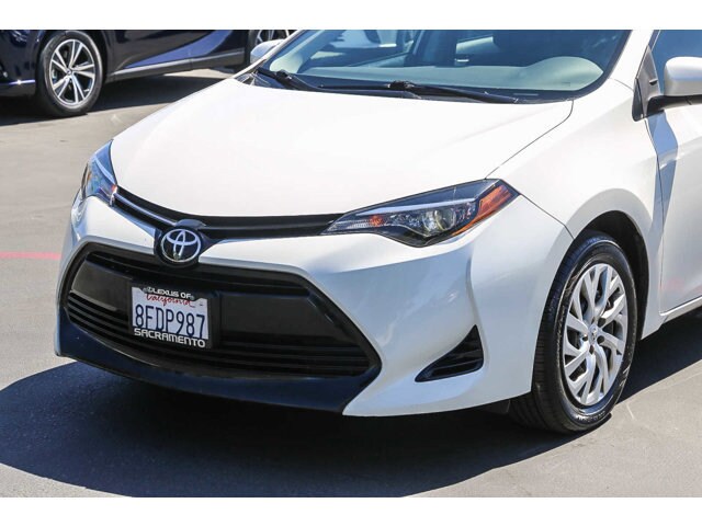 2018 Toyota Corolla LE 7