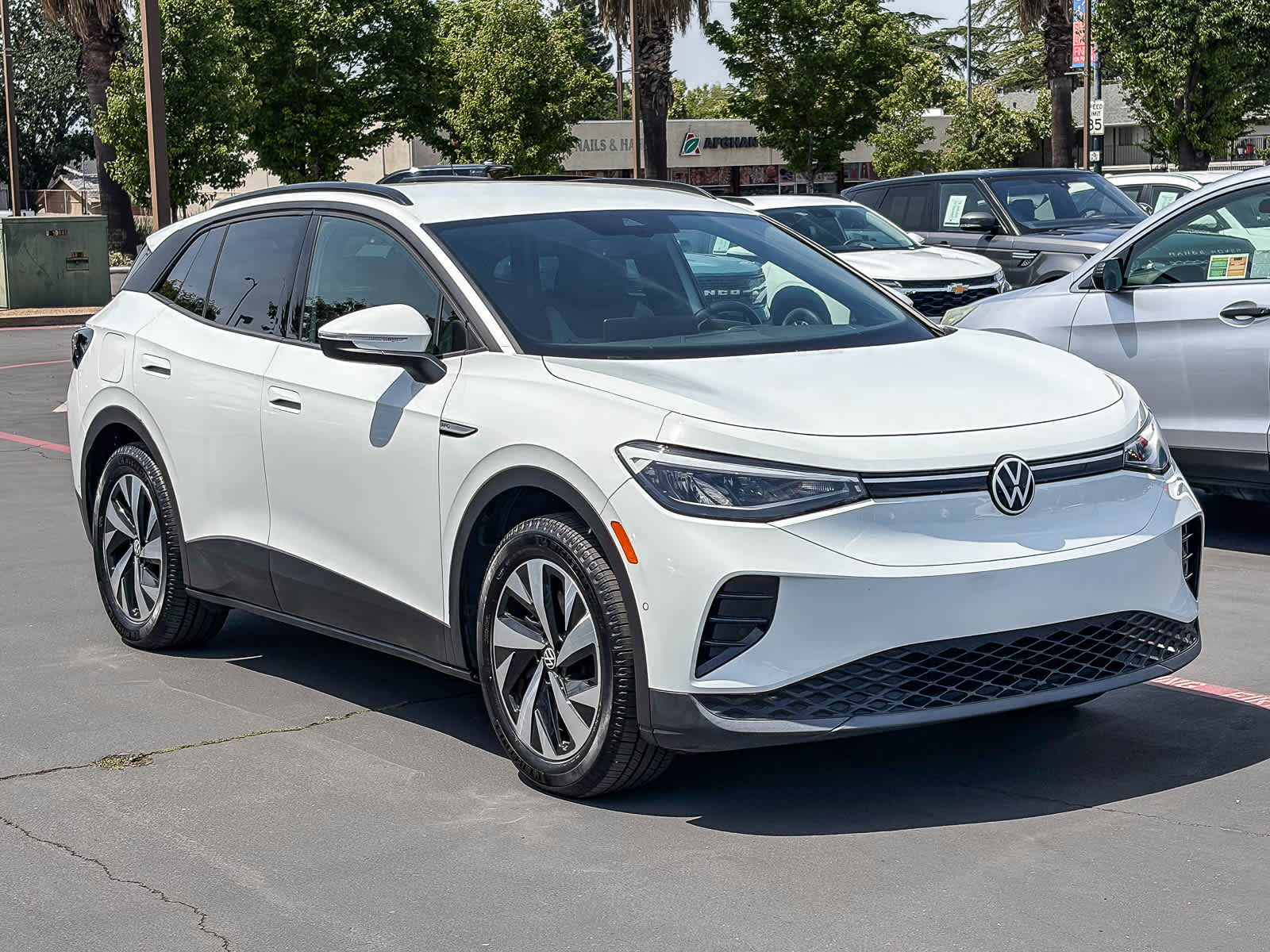 2023 Volkswagen ID.4 Pro photo 4