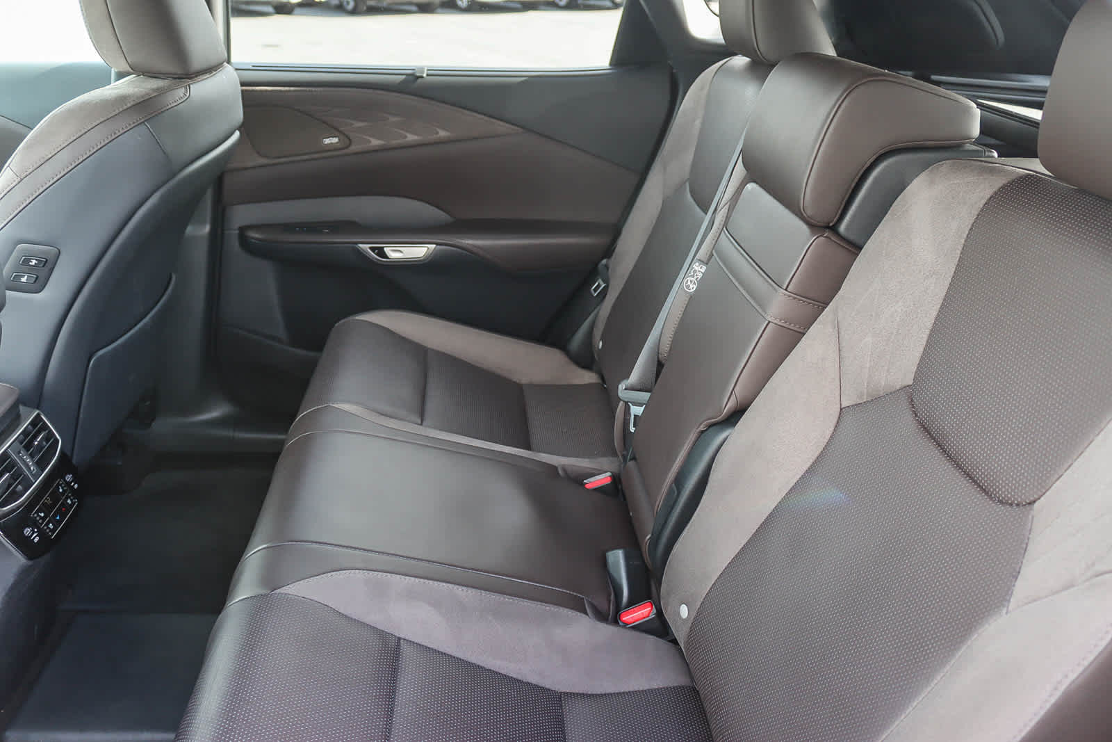 Thumbnail: 2024 Lexus RX - 17