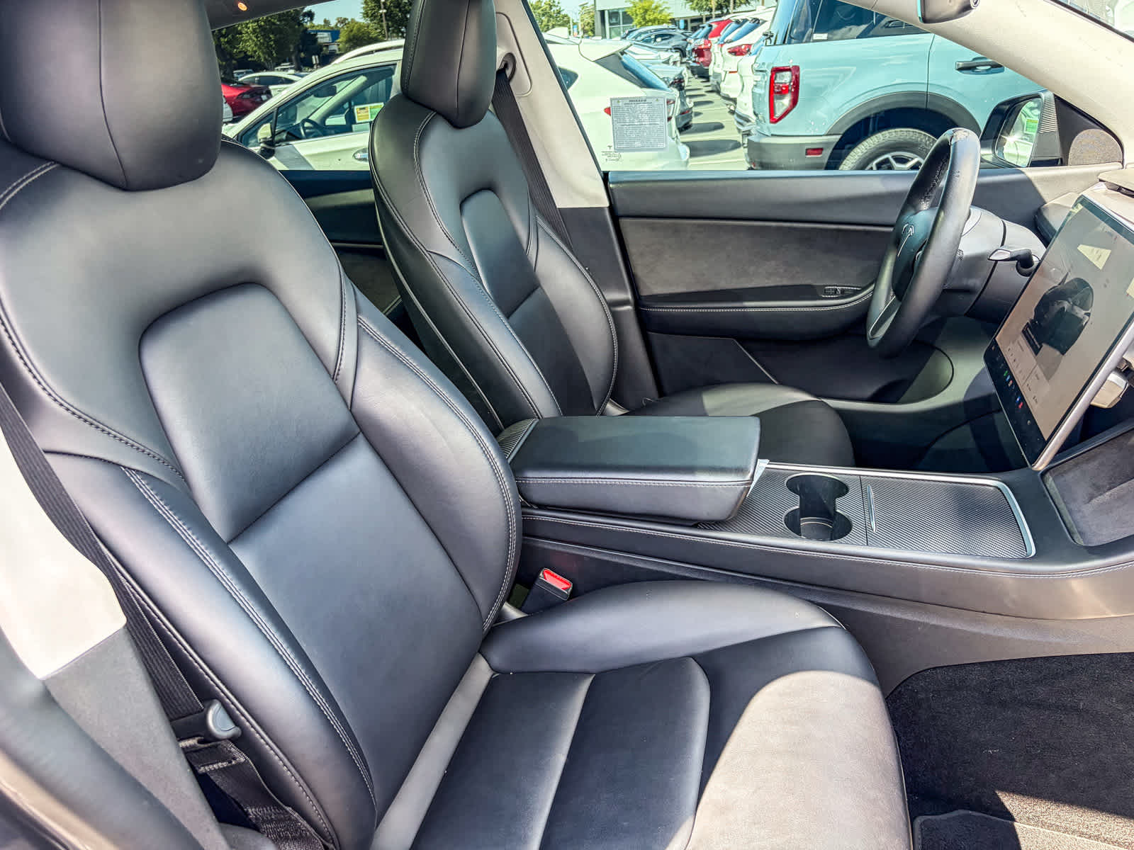 Thumbnail: 2022 Tesla Model Y - 15
