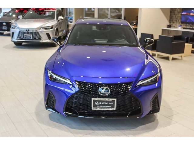 Thumbnail: 2025 Lexus IS - 6