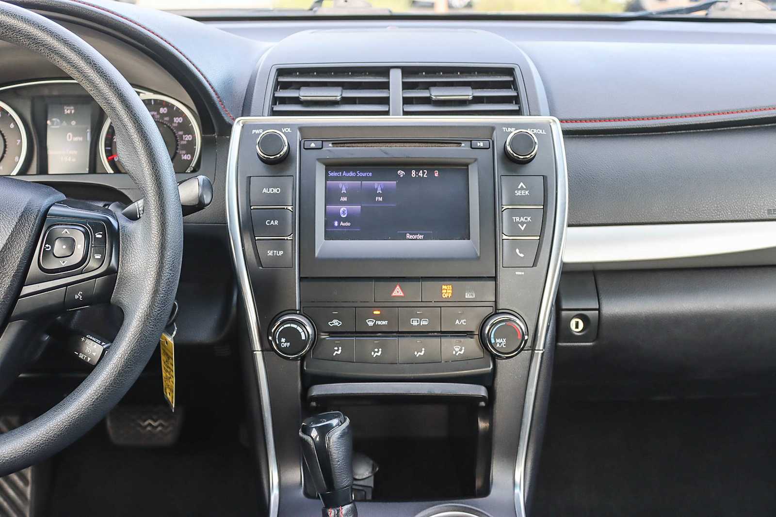 Thumbnail: 2017 Toyota Camry - 12