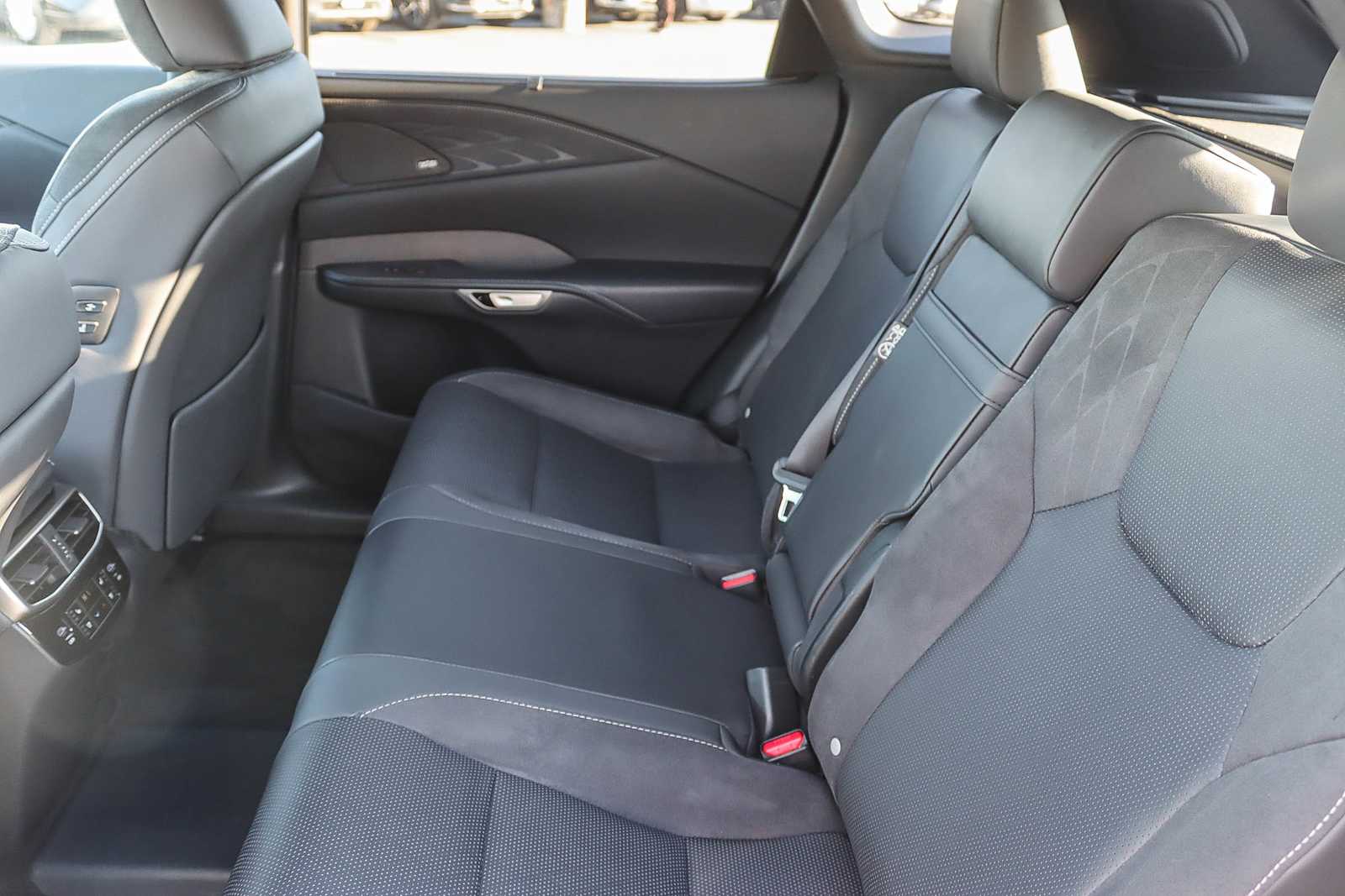 Thumbnail: 2025 Lexus RX - 17