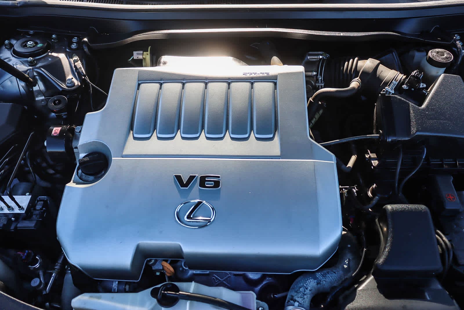Thumbnail: 2017 Lexus ES - 27
