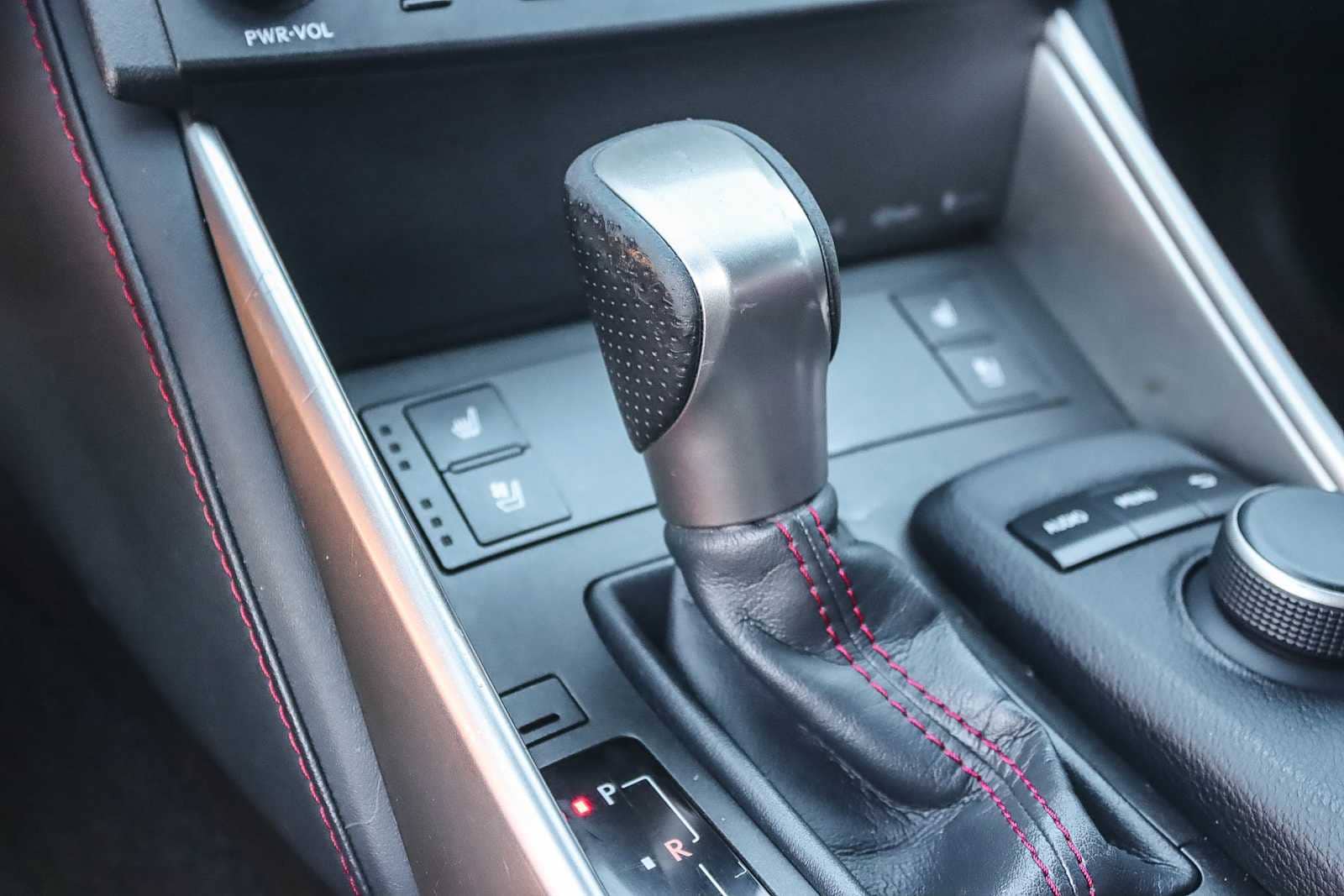 Thumbnail: 2015 Lexus IS - 19