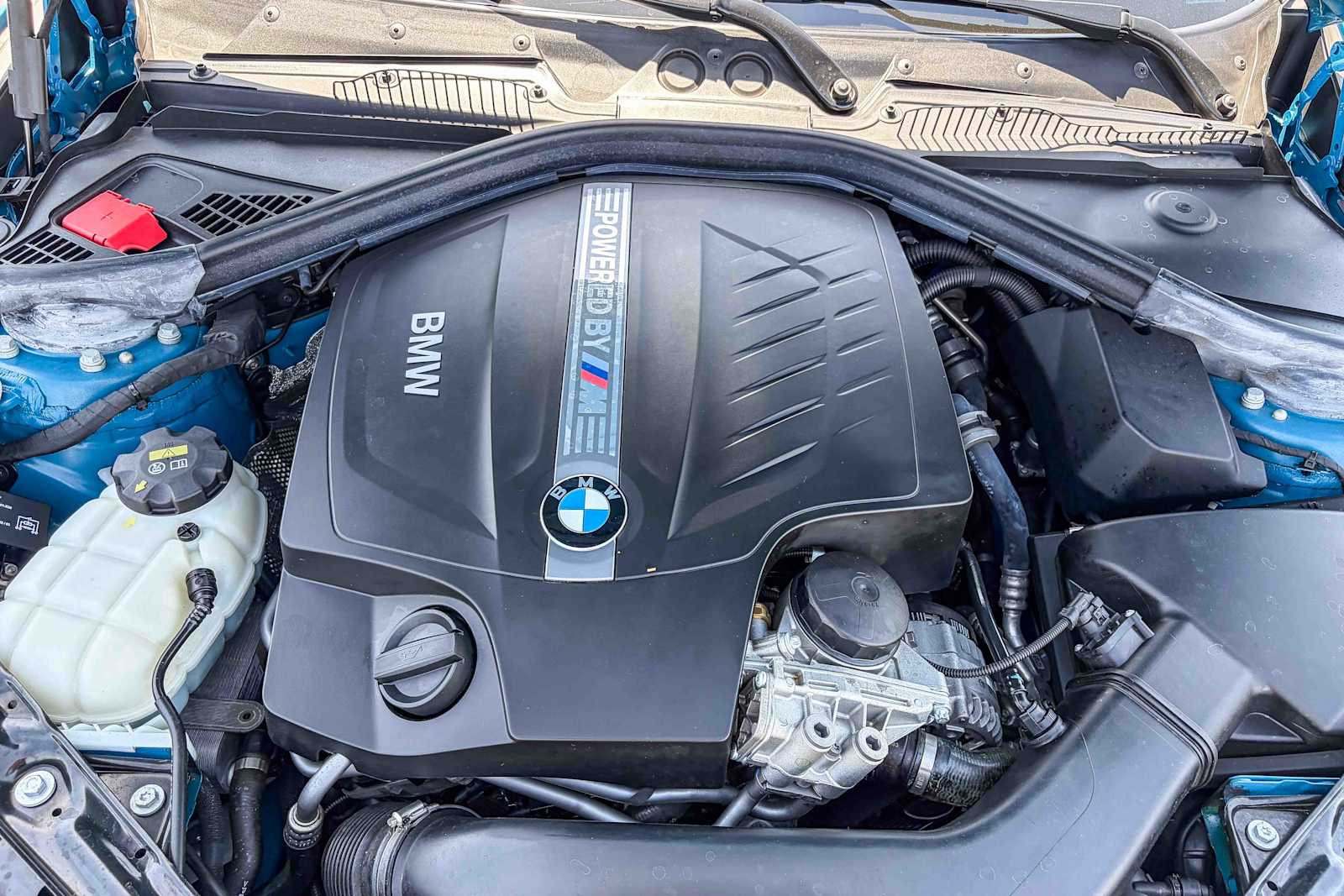 Thumbnail: 2016 BMW M2 - 26