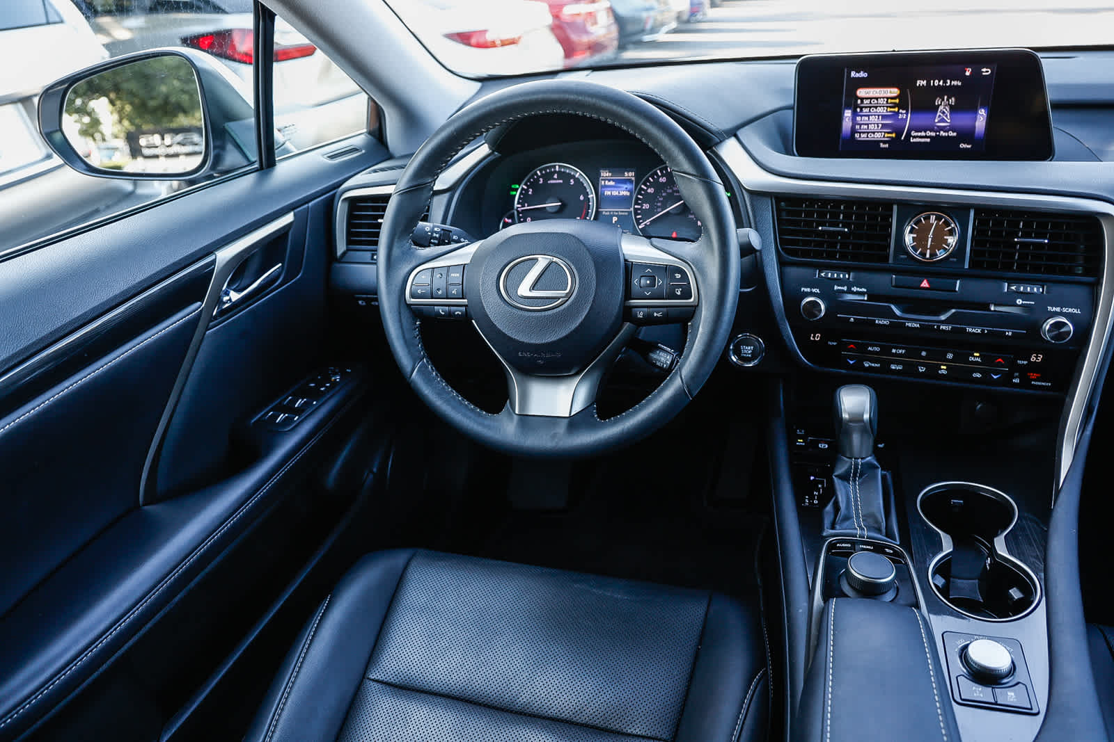 Thumbnail: 2018 Lexus RX - 27