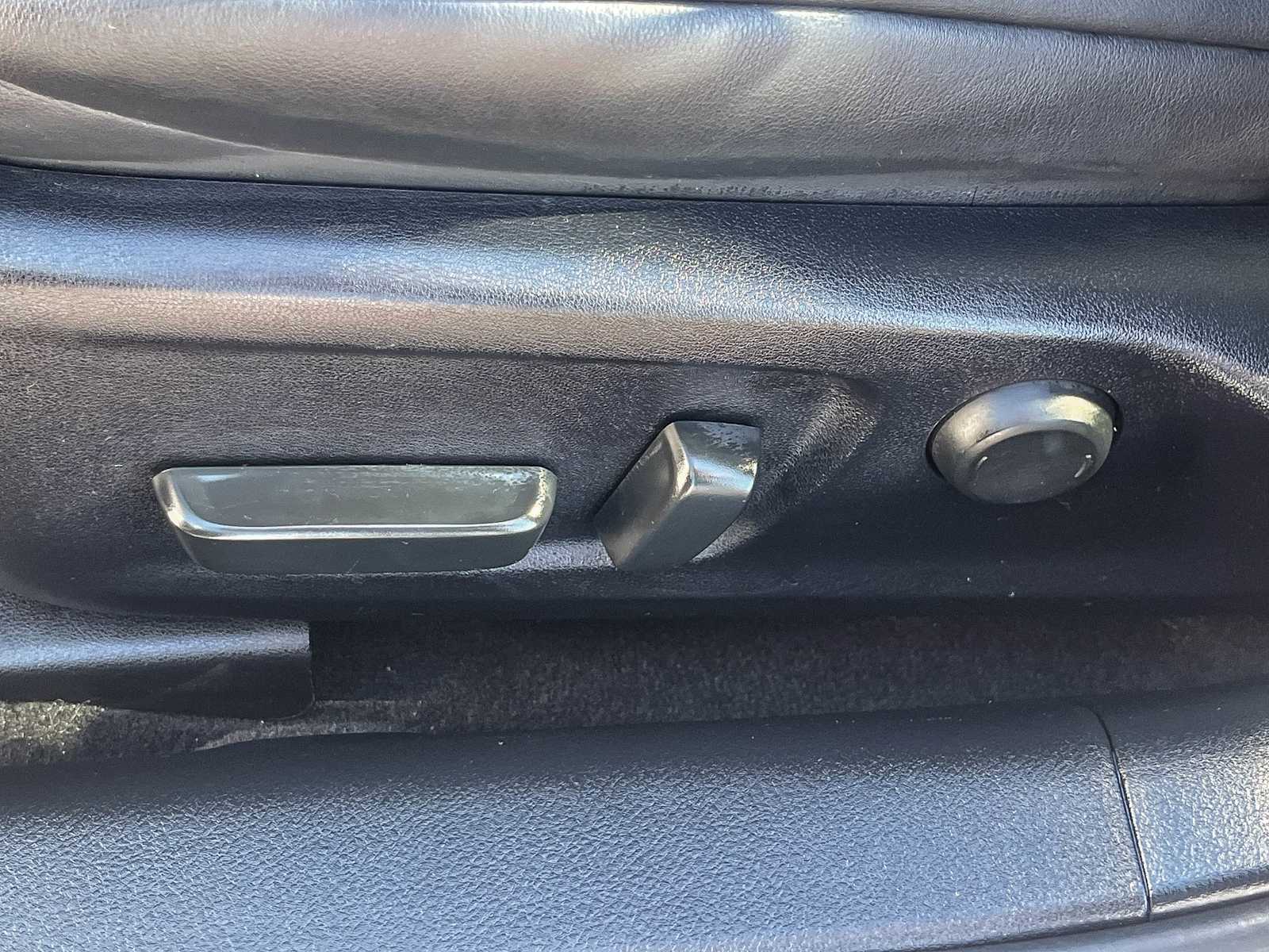 Thumbnail: 2023 Lexus IS - 21