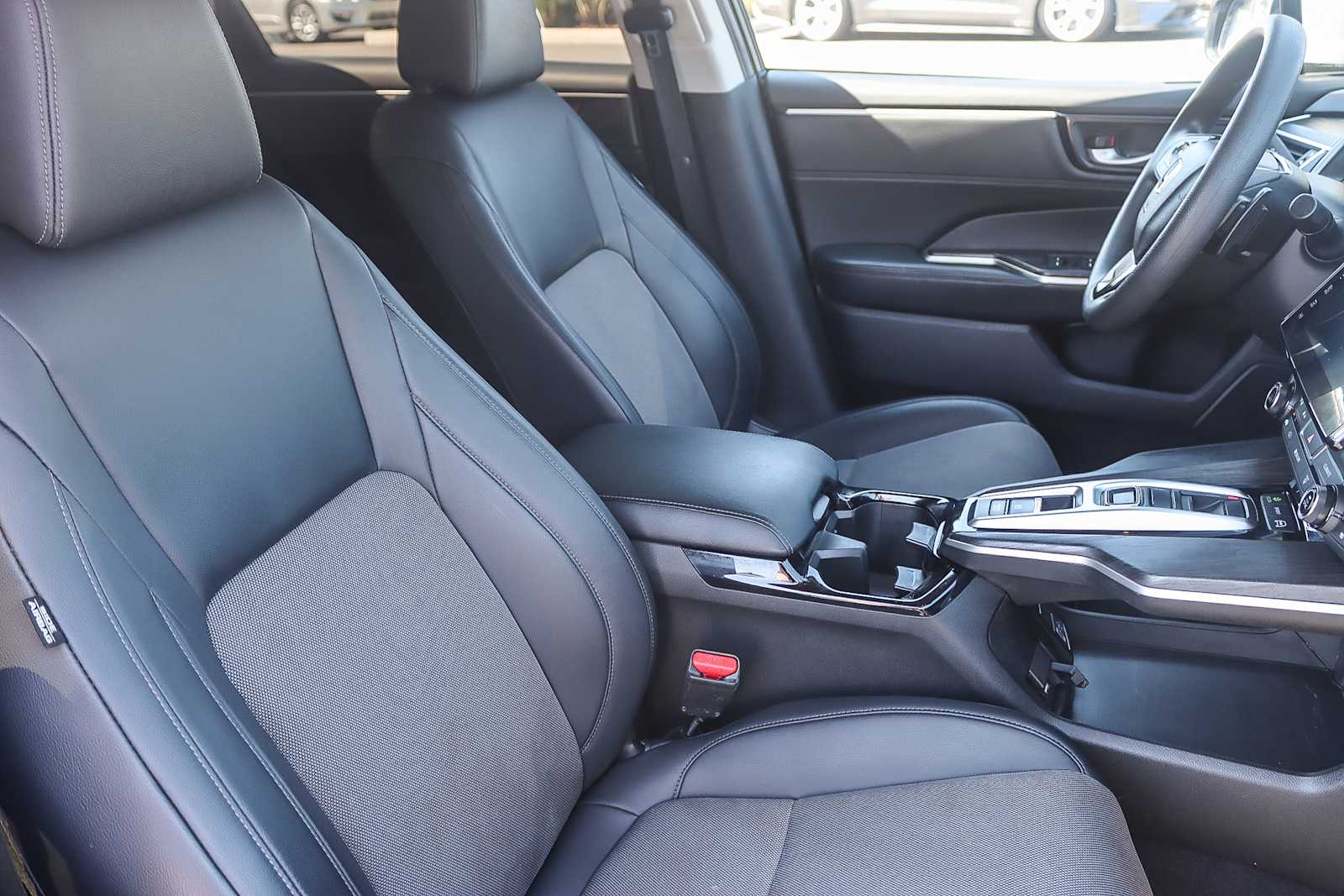Thumbnail: 2018 Honda Clarity - 15