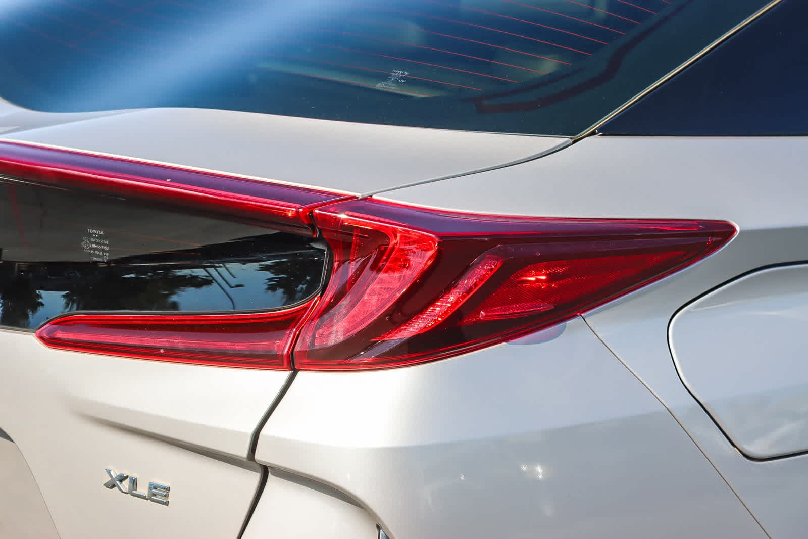 Thumbnail: 2022 Toyota Prius Prime - 8