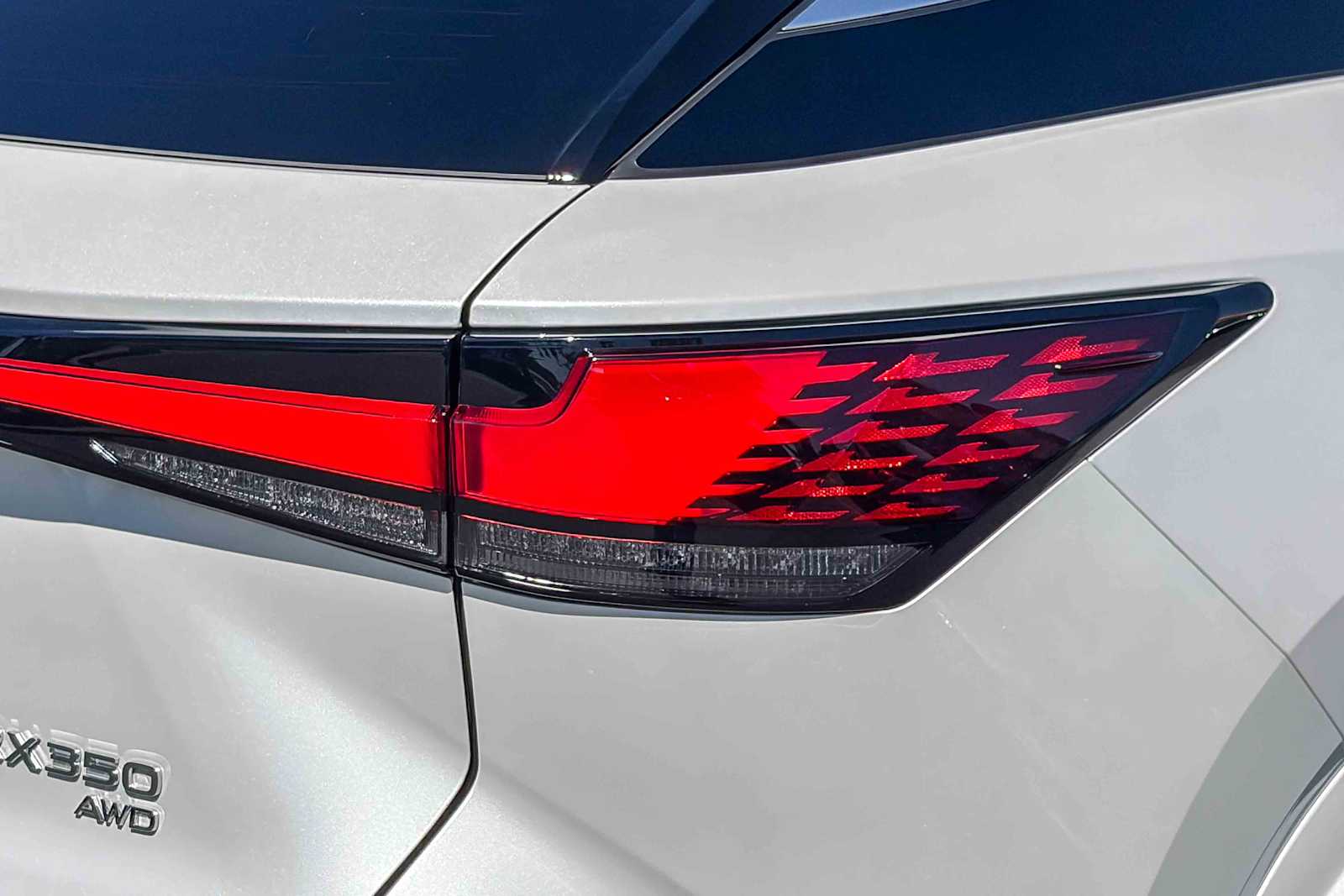 2024 LEXUS RX 350 Premium photo 3
