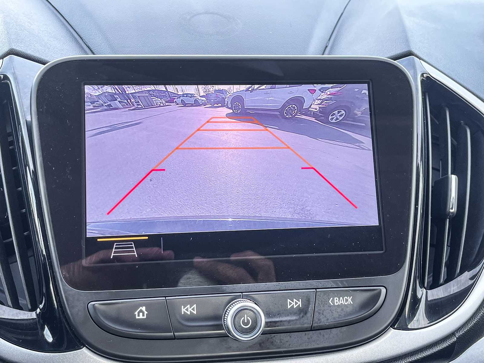 Thumbnail: 2019 Chevrolet Volt - 23