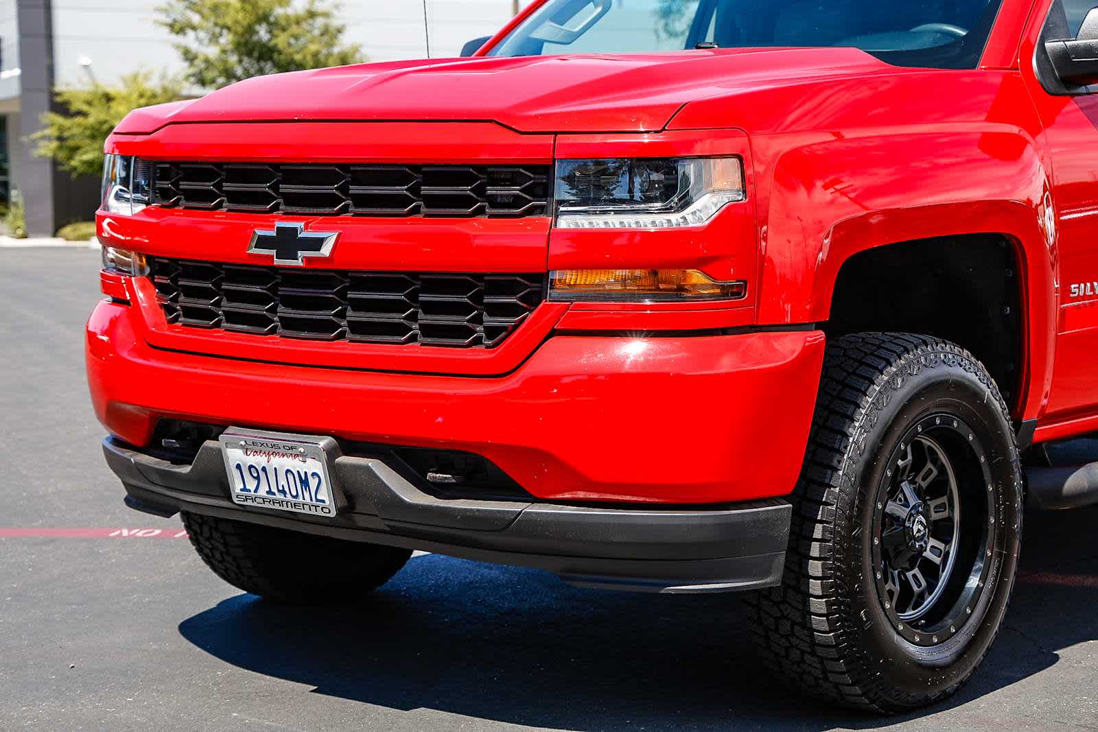 Thumbnail: 2018 Chevrolet Silverado 1500 - 17