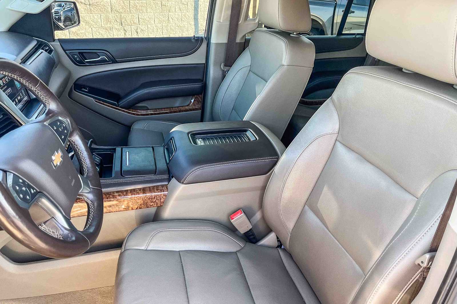Thumbnail: 2019 Chevrolet Tahoe - 15