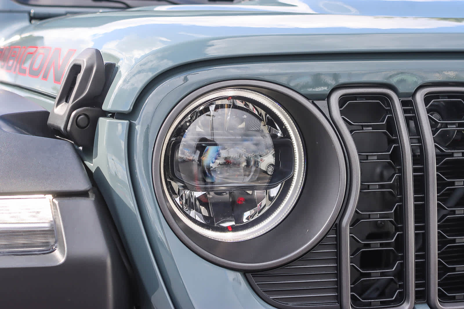 Thumbnail: 2024 Jeep Gladiator - 7