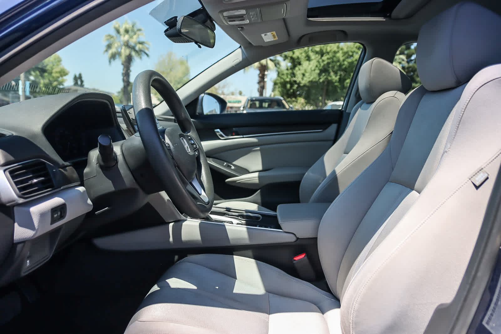 Thumbnail: 2018 Honda Accord - 17