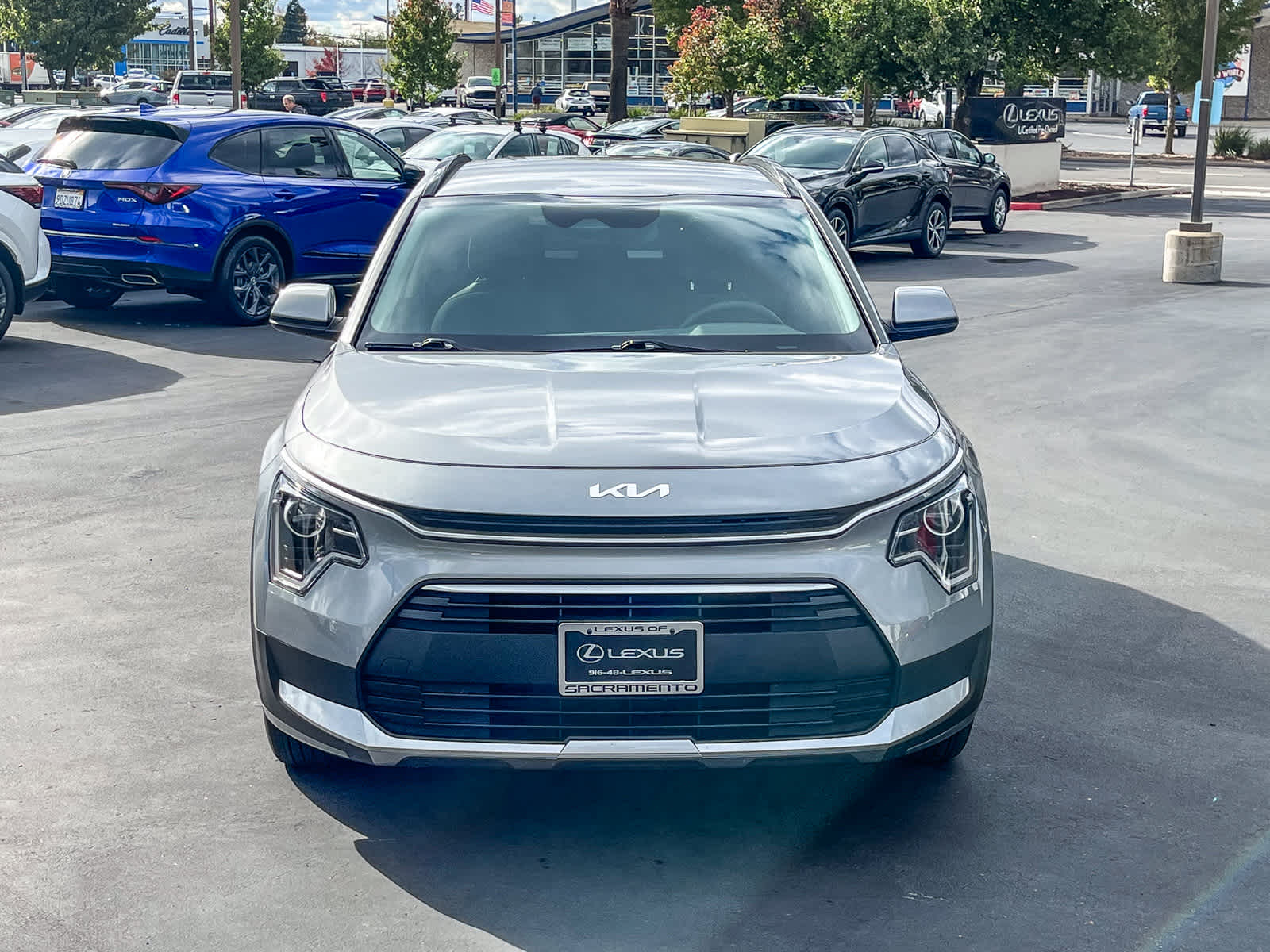 Thumbnail: 2024 Kia Niro - 6