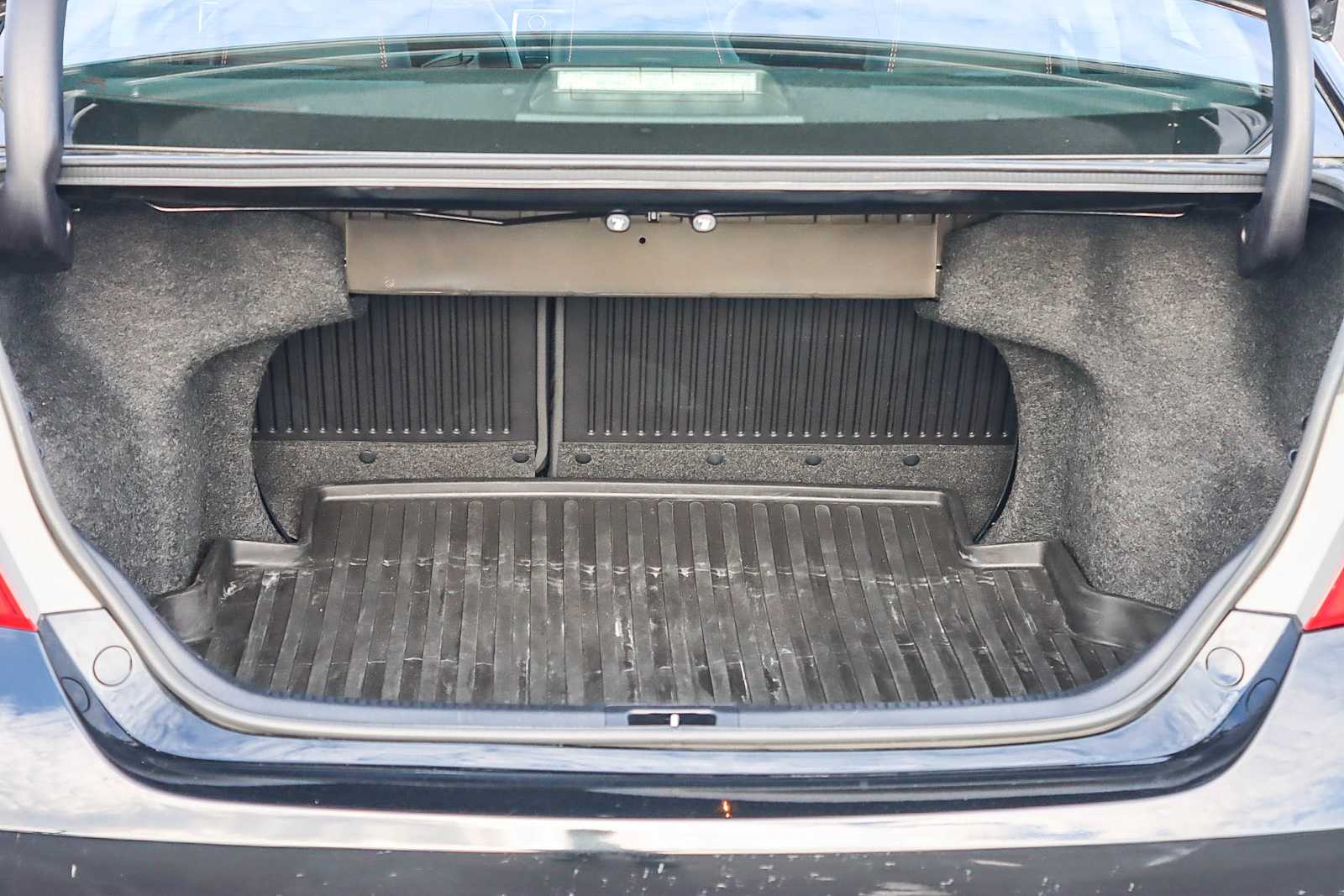 Thumbnail: 2017 Toyota Camry - 25