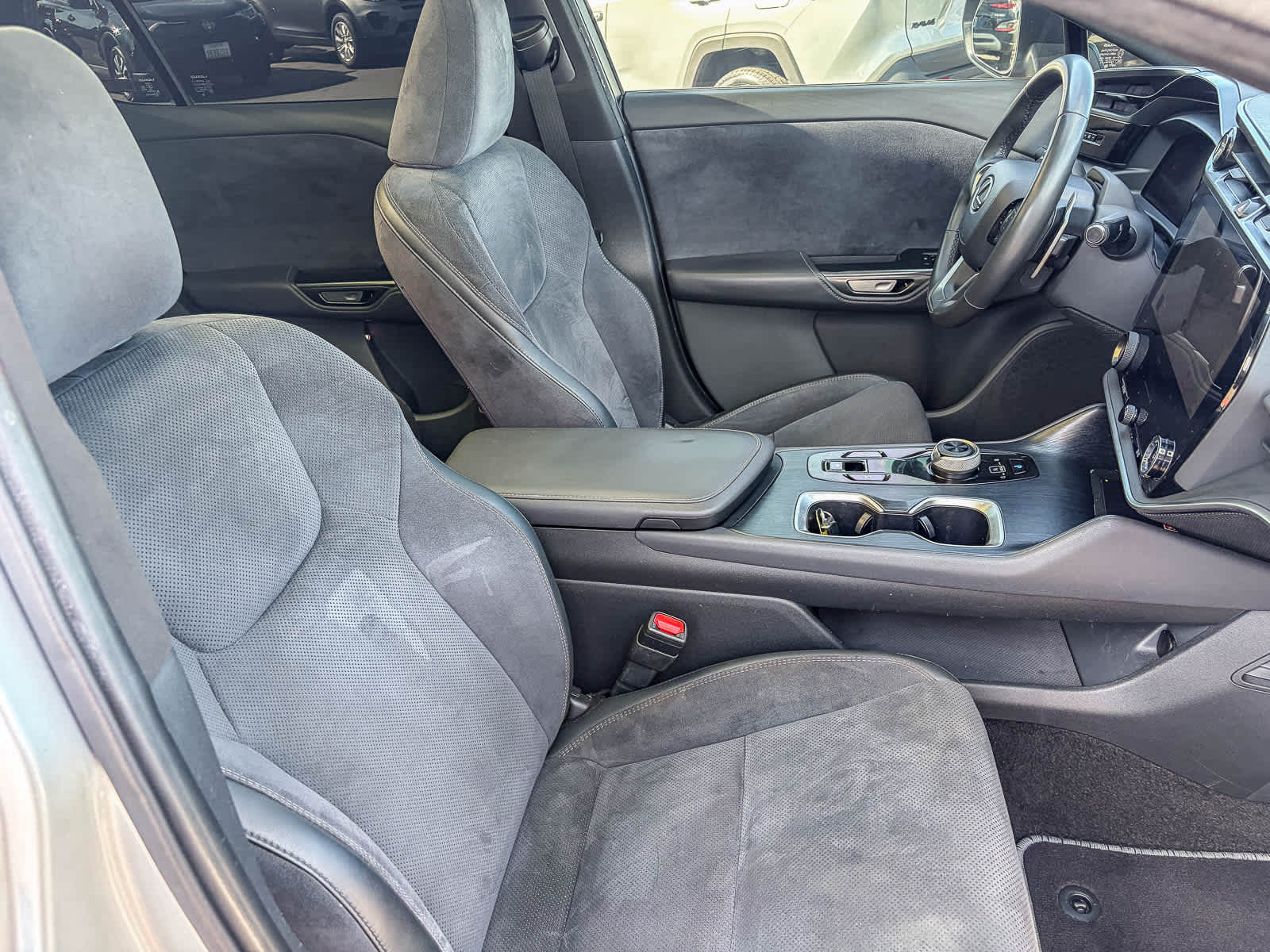 Thumbnail: 2023 Lexus RZ - 15