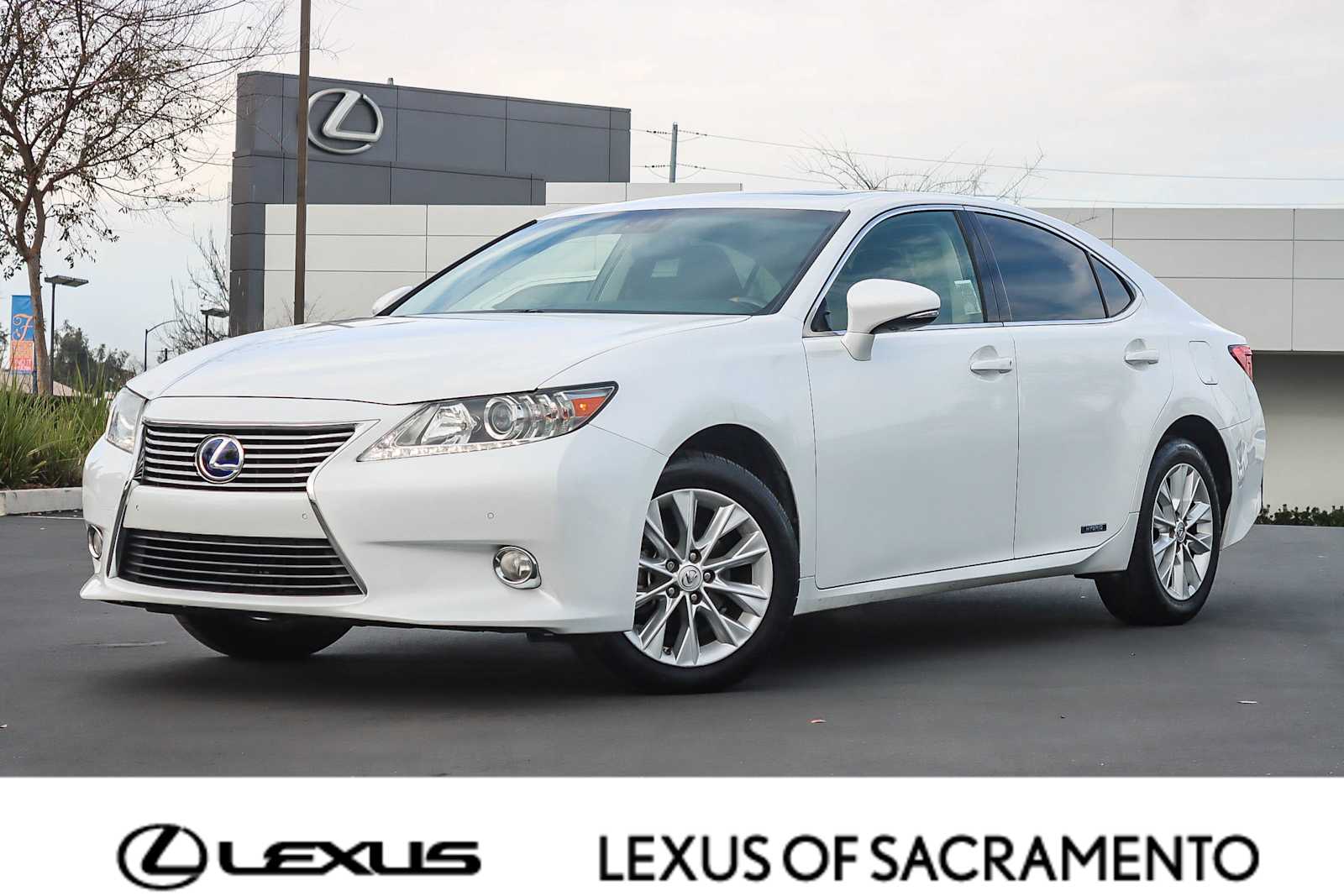 2013 Lexus ES Hybrid 300h -
                  Sacramento, CA