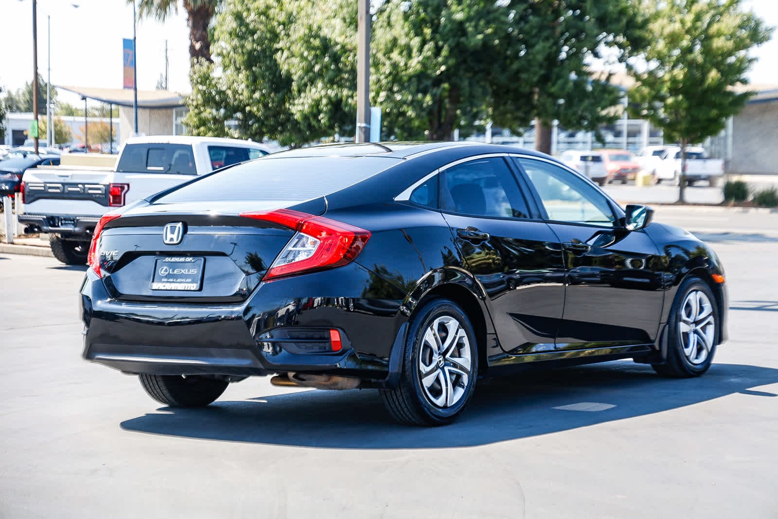 Thumbnail: 2016 Honda Civic - 4