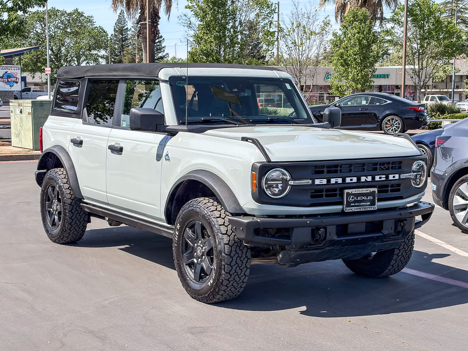2021 Ford Bronco photo 4