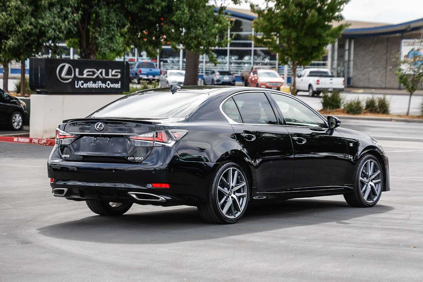 2016 Lexus GS 350 F SPORT photo 2