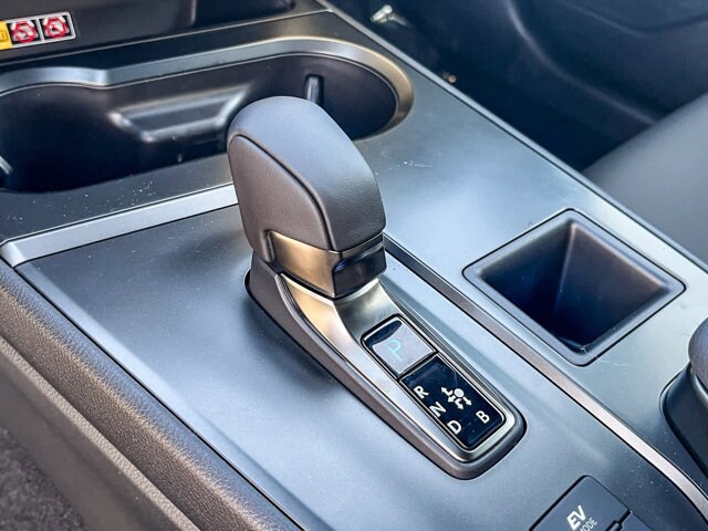 Thumbnail: 2025 Lexus UX - 20