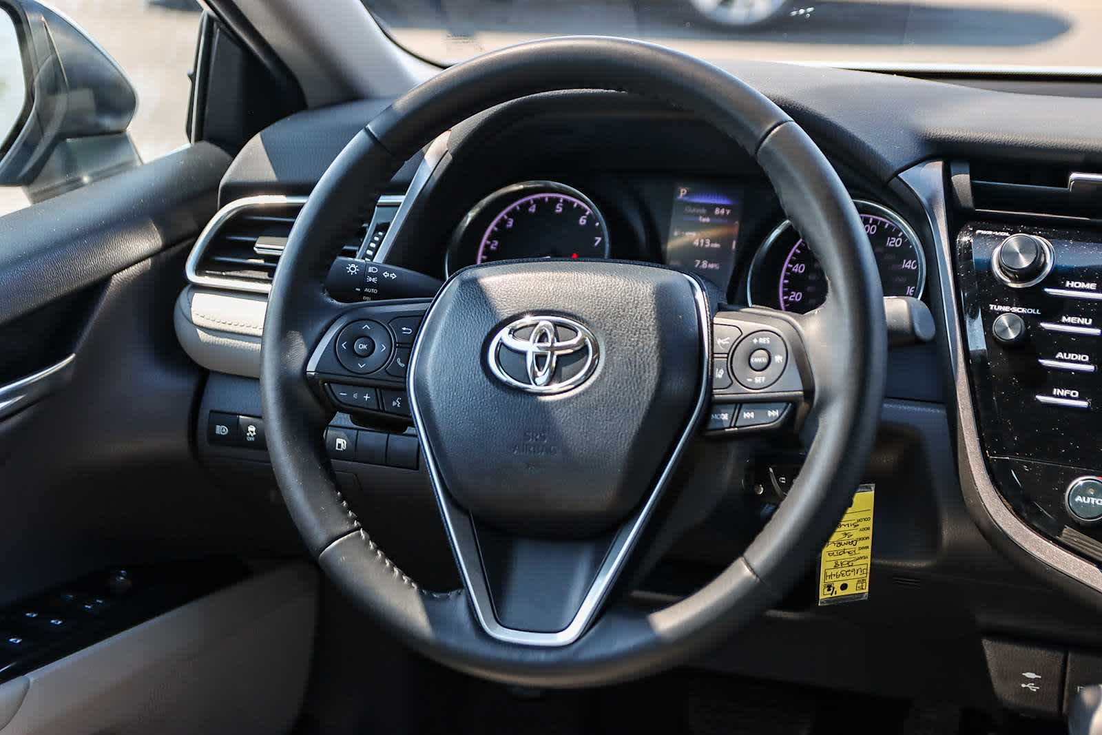 Thumbnail: 2018 Toyota Camry - 20