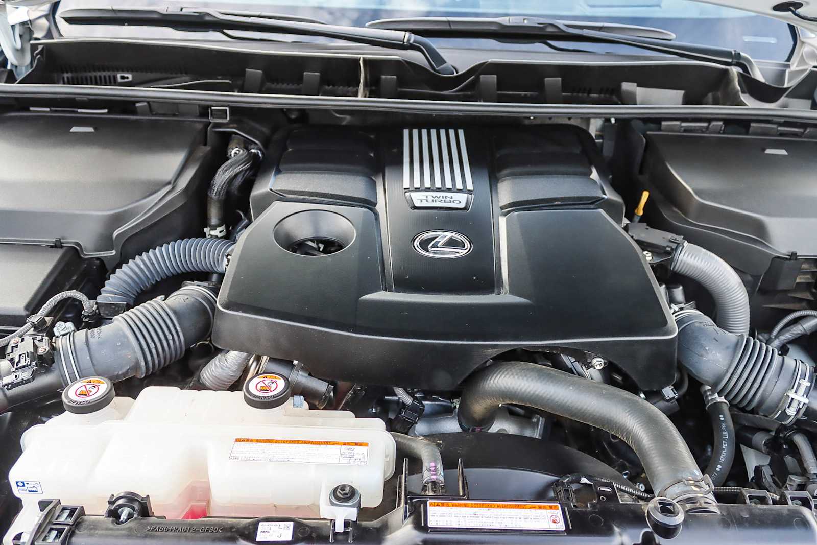 Thumbnail: 2023 Lexus LX - 24