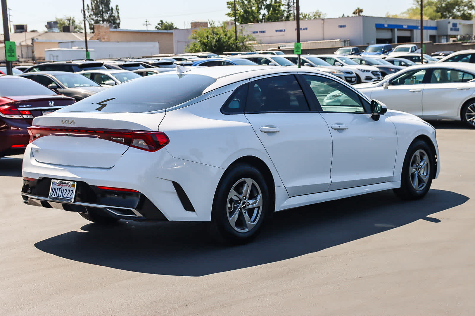 Thumbnail: 2023 Kia K5 - 4