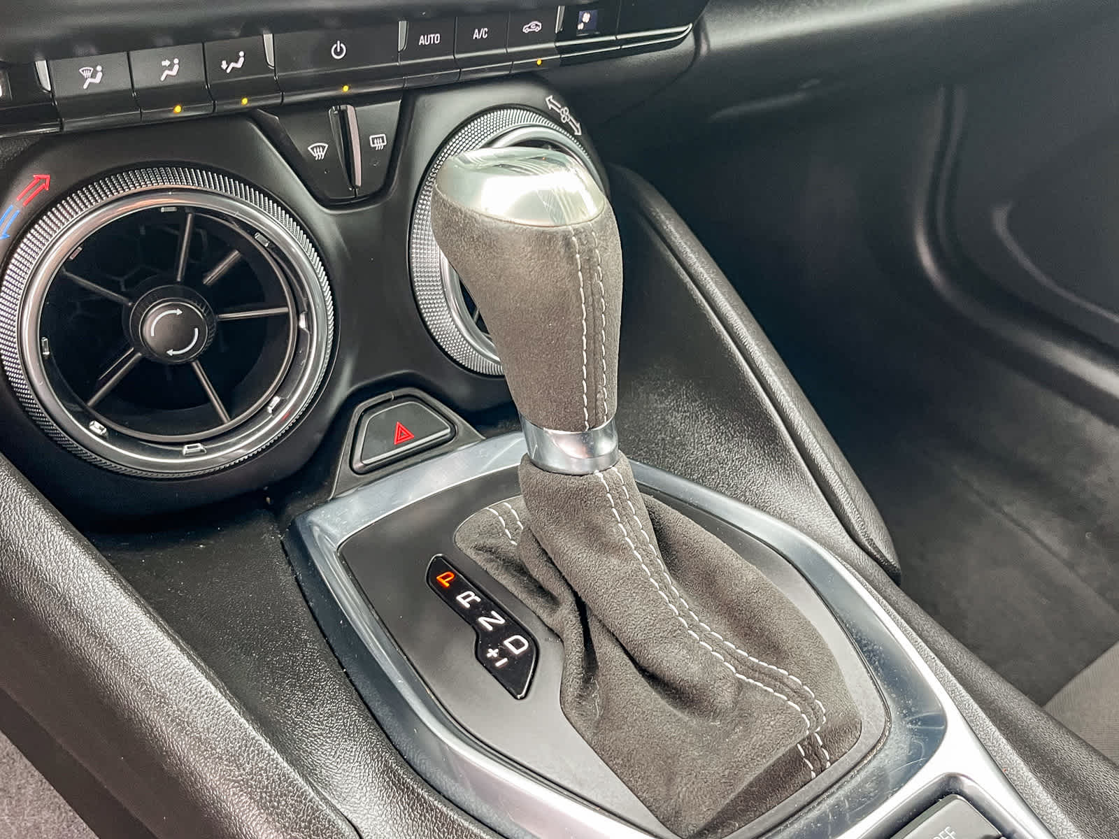 Thumbnail: 2023 Chevrolet Camaro - 18