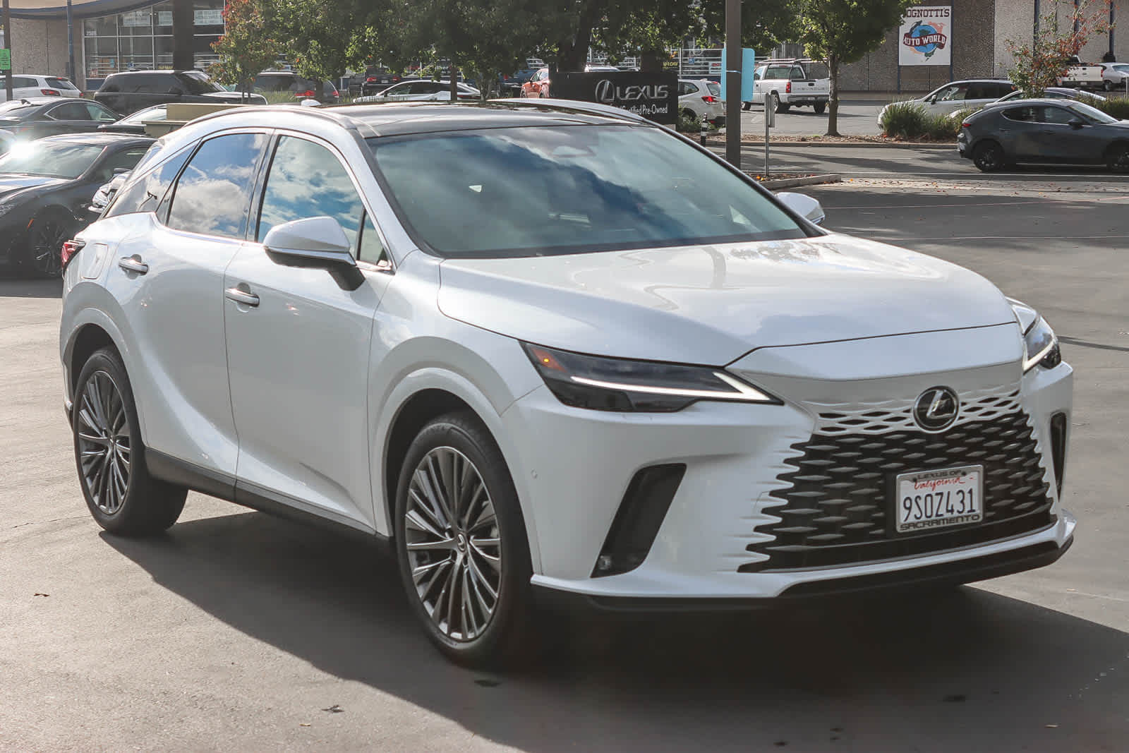 Thumbnail: 2025 Lexus RX - 5