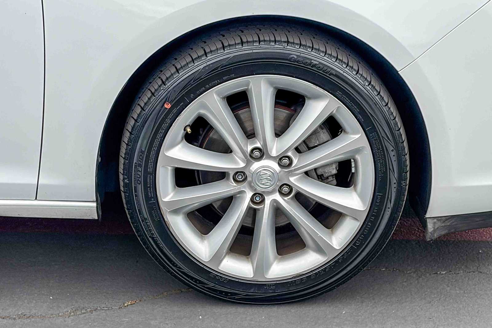Thumbnail: 2015 Buick Verano - 9