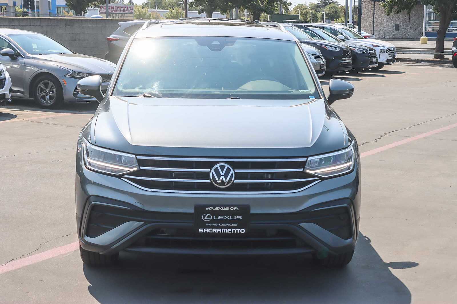 Thumbnail: 2022 Volkswagen Tiguan - 6