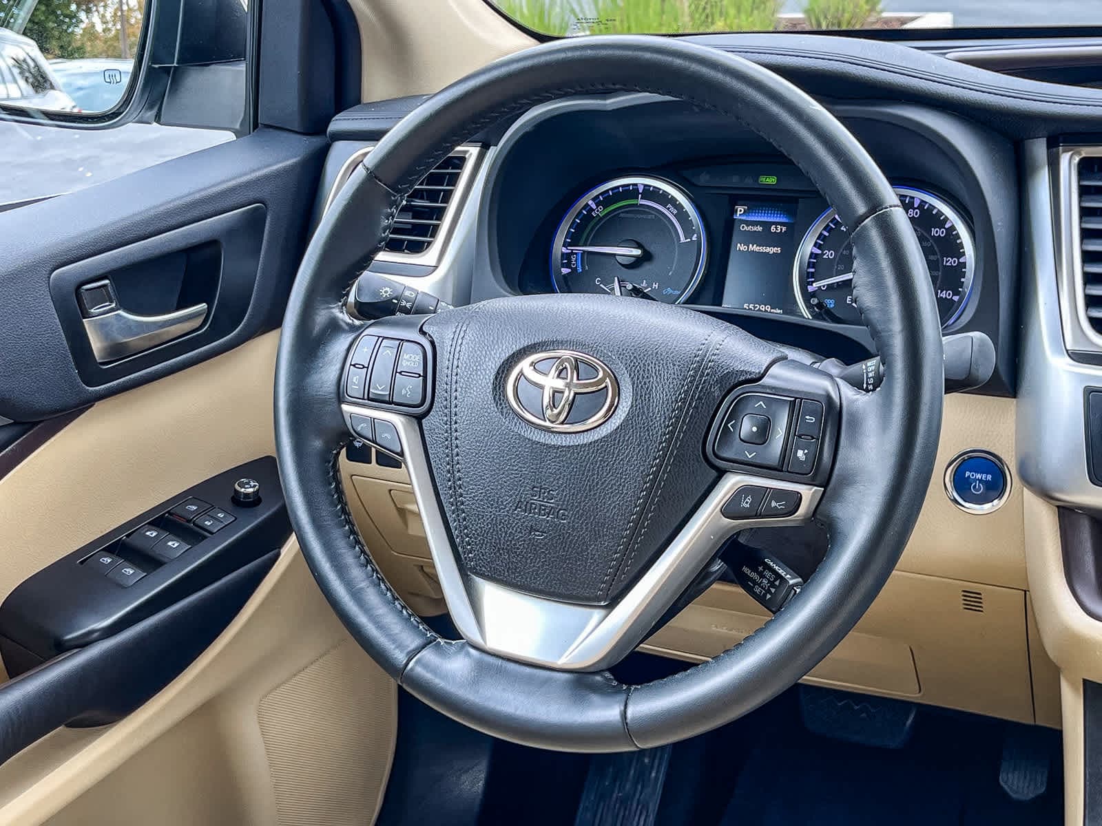 Thumbnail: 2019 Toyota Highlander - 14