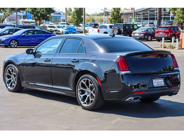 2015 Chrysler 300 S 2