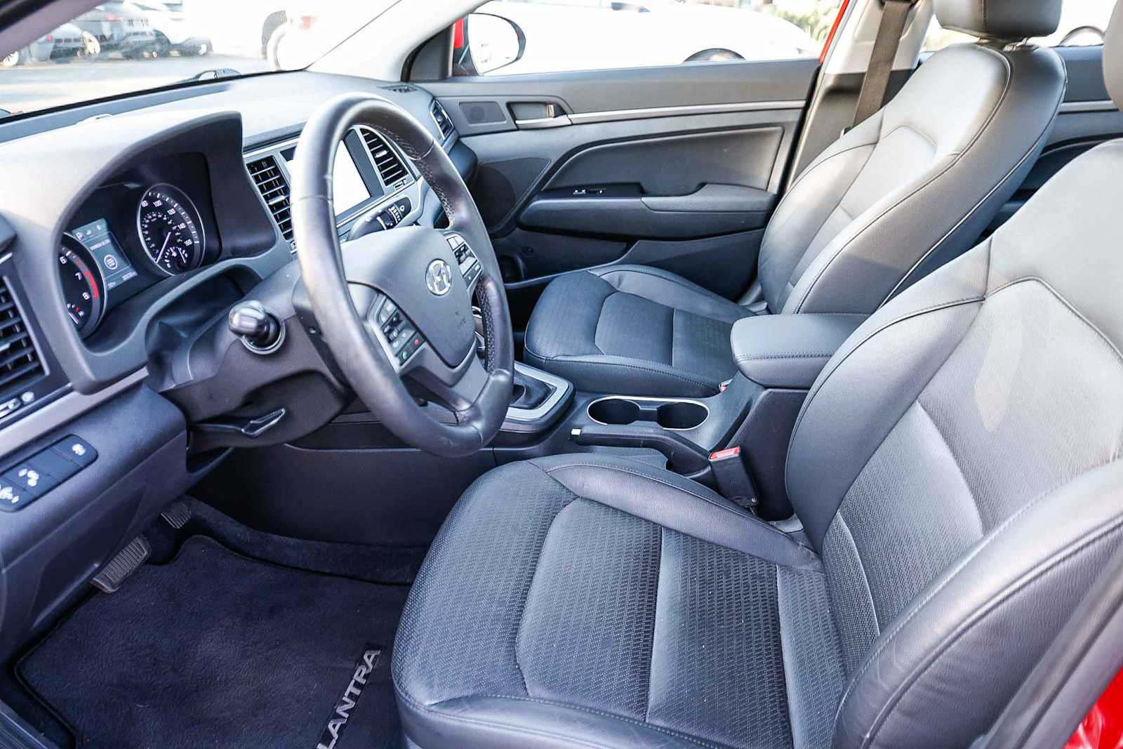 Thumbnail: 2017 Hyundai Elantra - 19