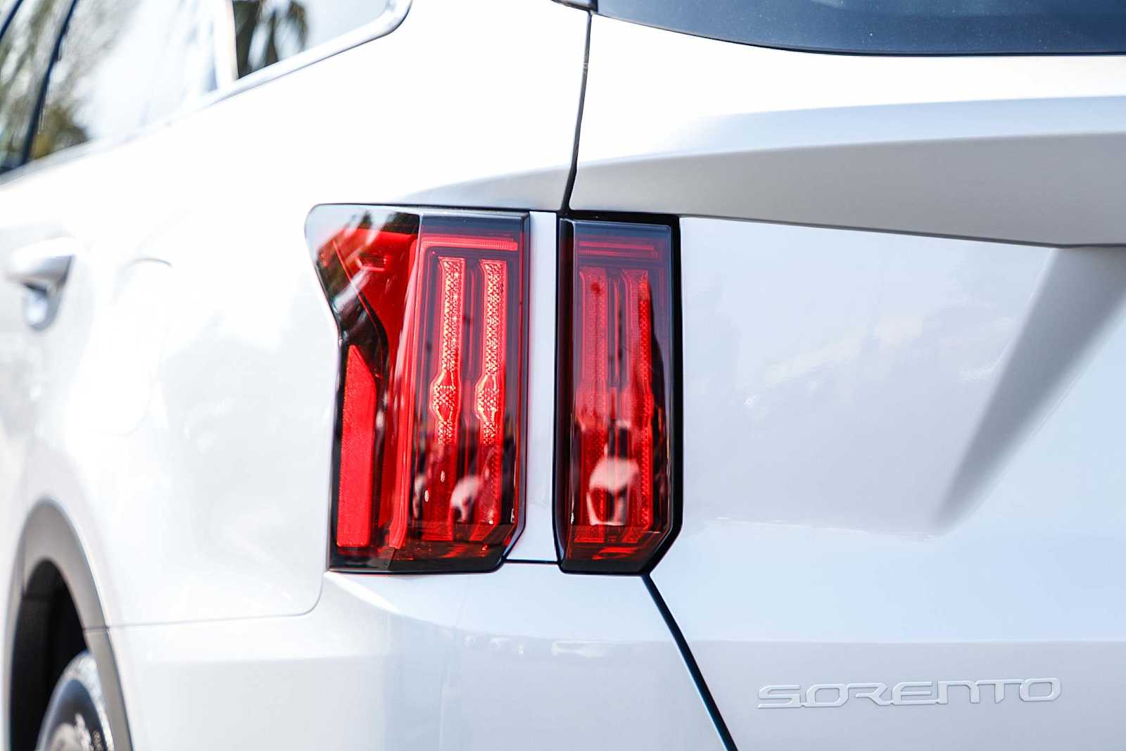 Thumbnail: 2023 Kia Sorento - 10
