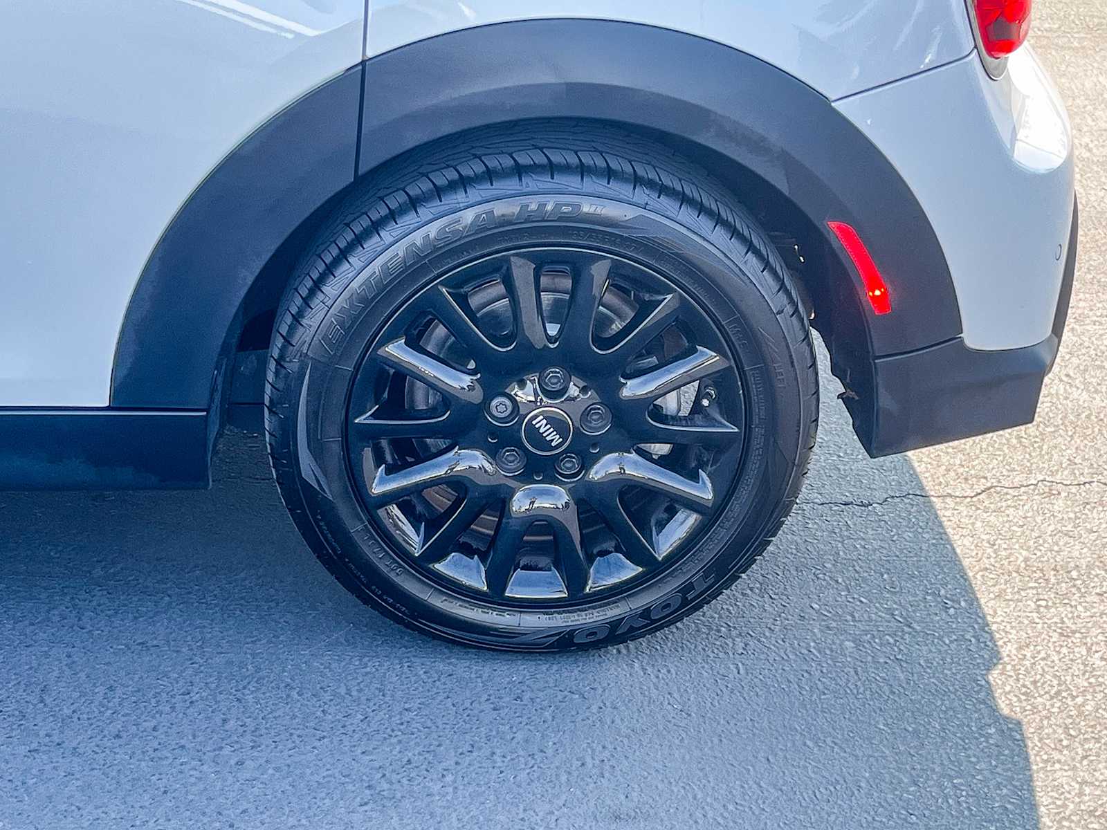 Thumbnail: 2023 MINI Cooper Hardtop - 10