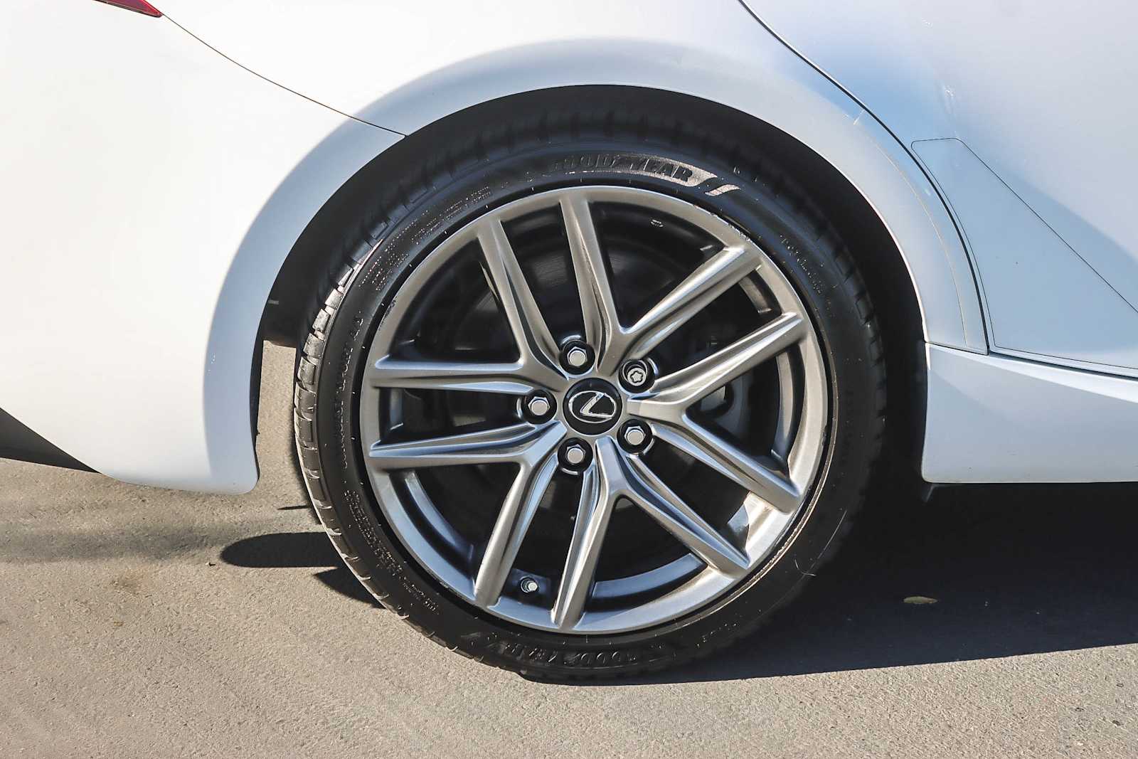 Thumbnail: 2015 Lexus IS - 10